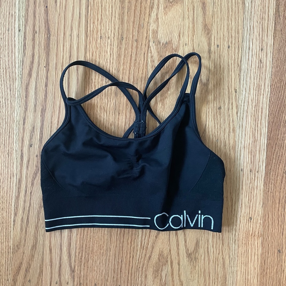 Black Calvin Klein sports bra size small